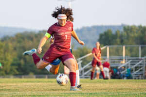 Hopkins scores twice to lift Trinity over Steubenville Catholic